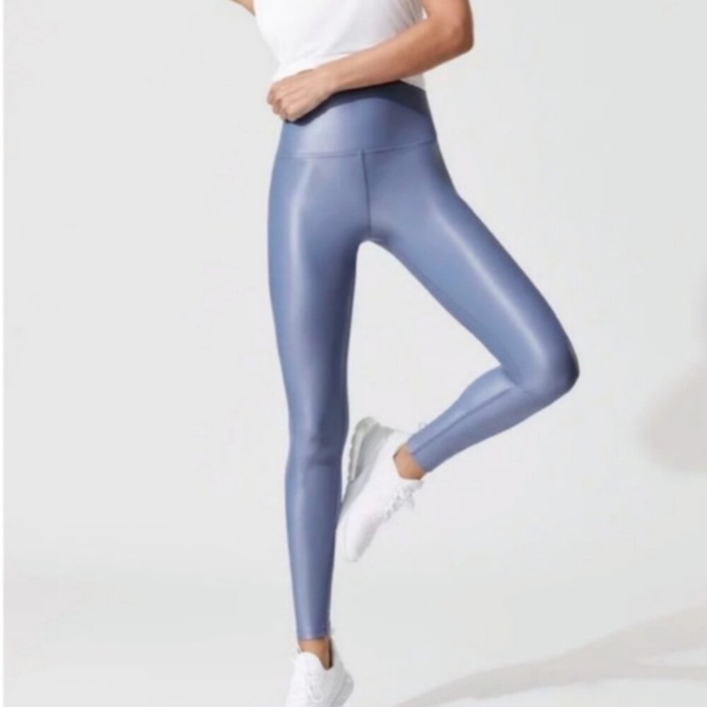 Carbon38 Takara Shine Legging in Baby Blue